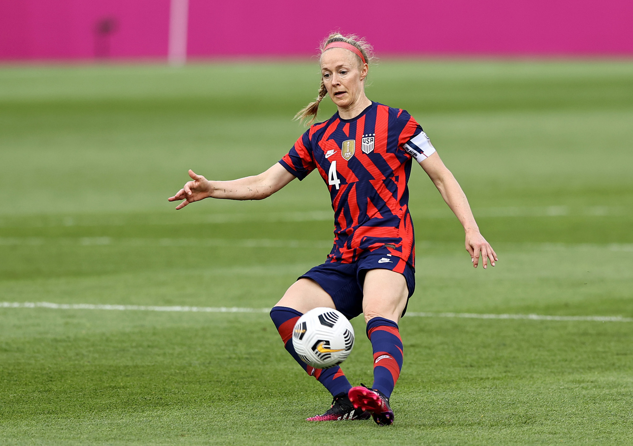 Becky Sauerbrunn and the United States are hoping to take revenge on Sweden in the first sporting action in Tokyo itself ©Getty Images