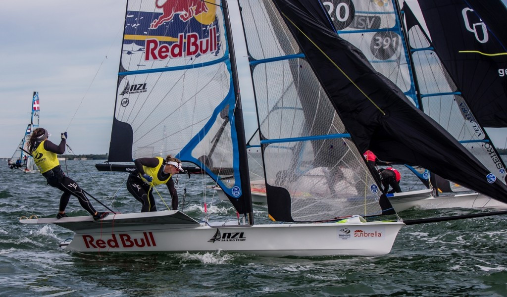 New Zealanders Maloney and Meech defend 49erFX title with day to spare at Sailing World Cup in Miami