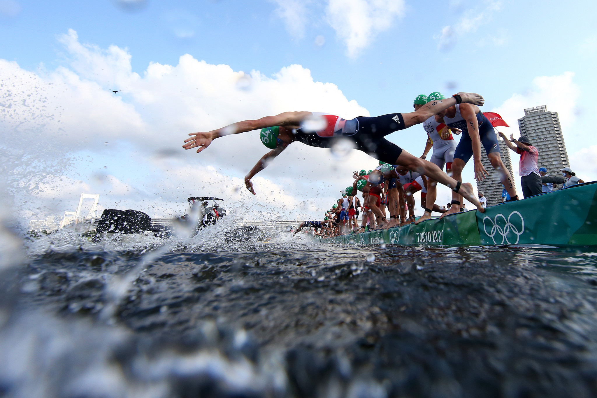 There was chaos at the start after a boat got in the way of athletes ©Getty Images