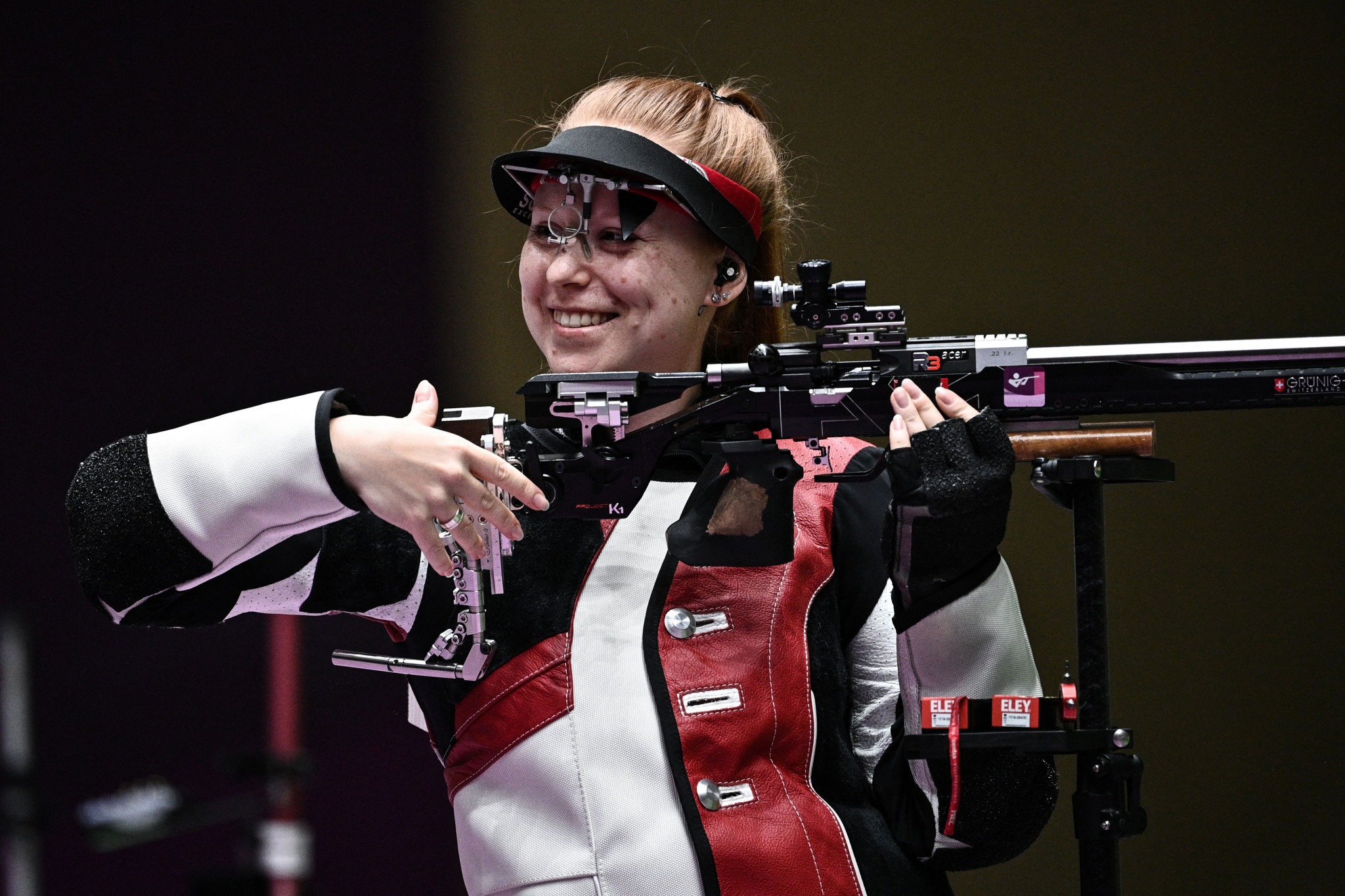 Nina Christen held off the challenge of two ROC shooters to win gold for Switzerland ©Getty Images