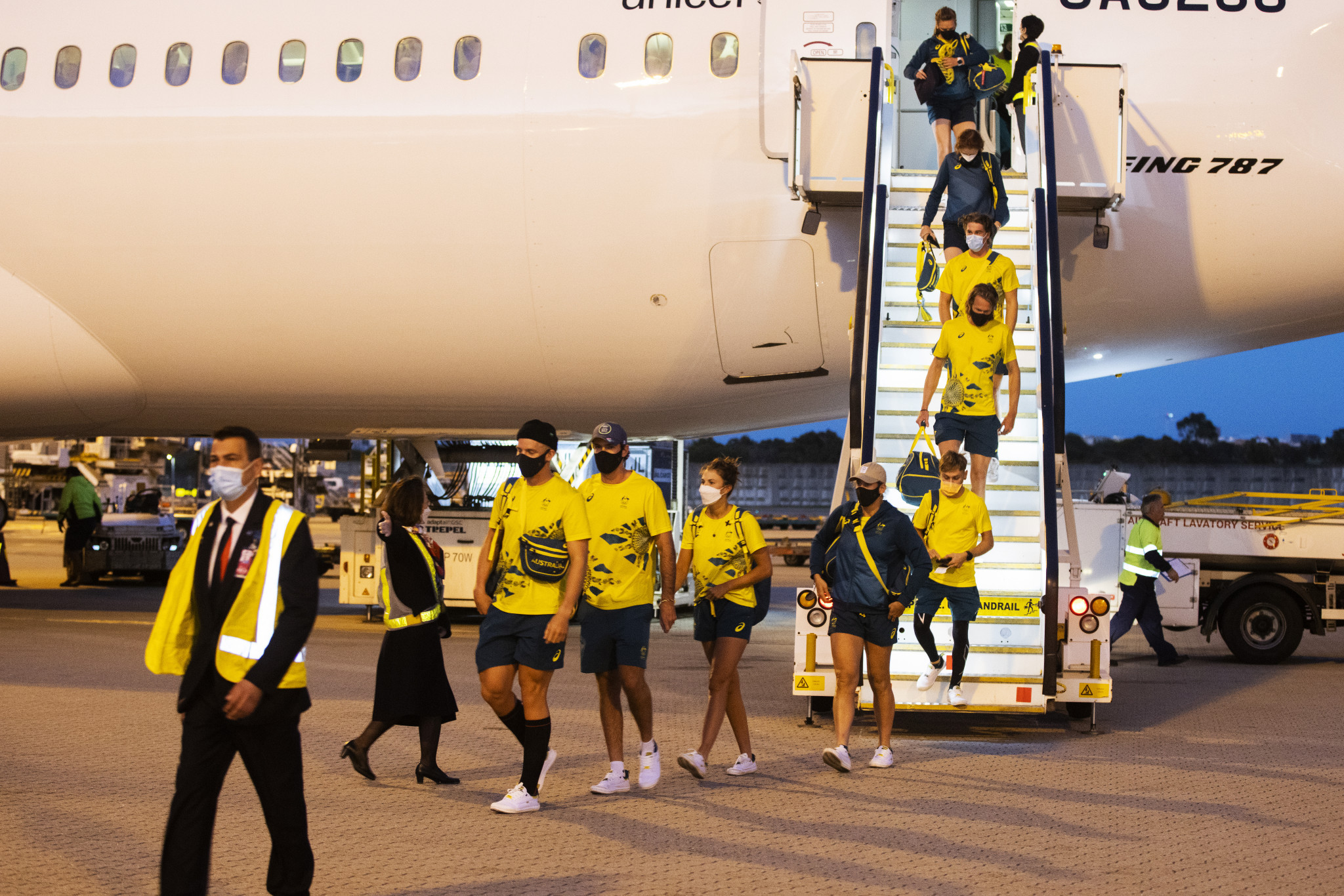 Australian athletes arriving home now face 14 days of quarantine ©Getty Images