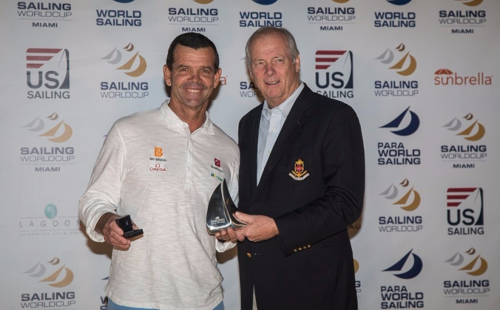 Torben Grael receives his Hall of Fame trophy from Gary Jobson ©World Sailing