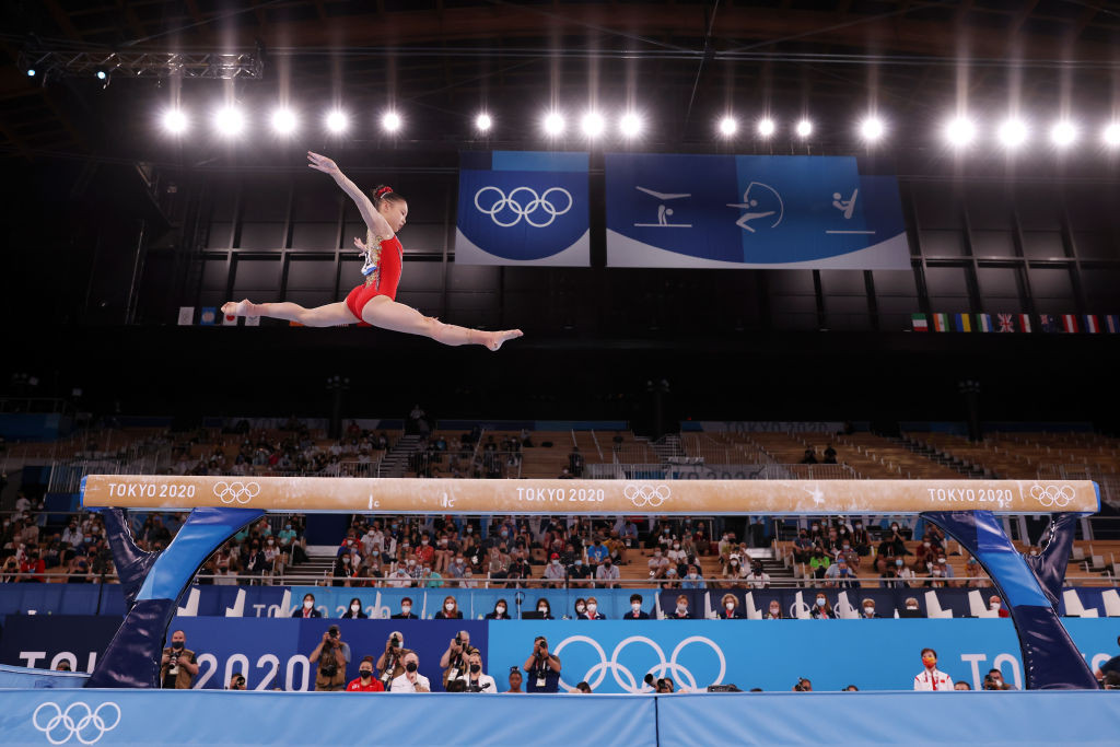 Guan Chenchen led a Chinese one-two in the balance beam event ©Getty Images