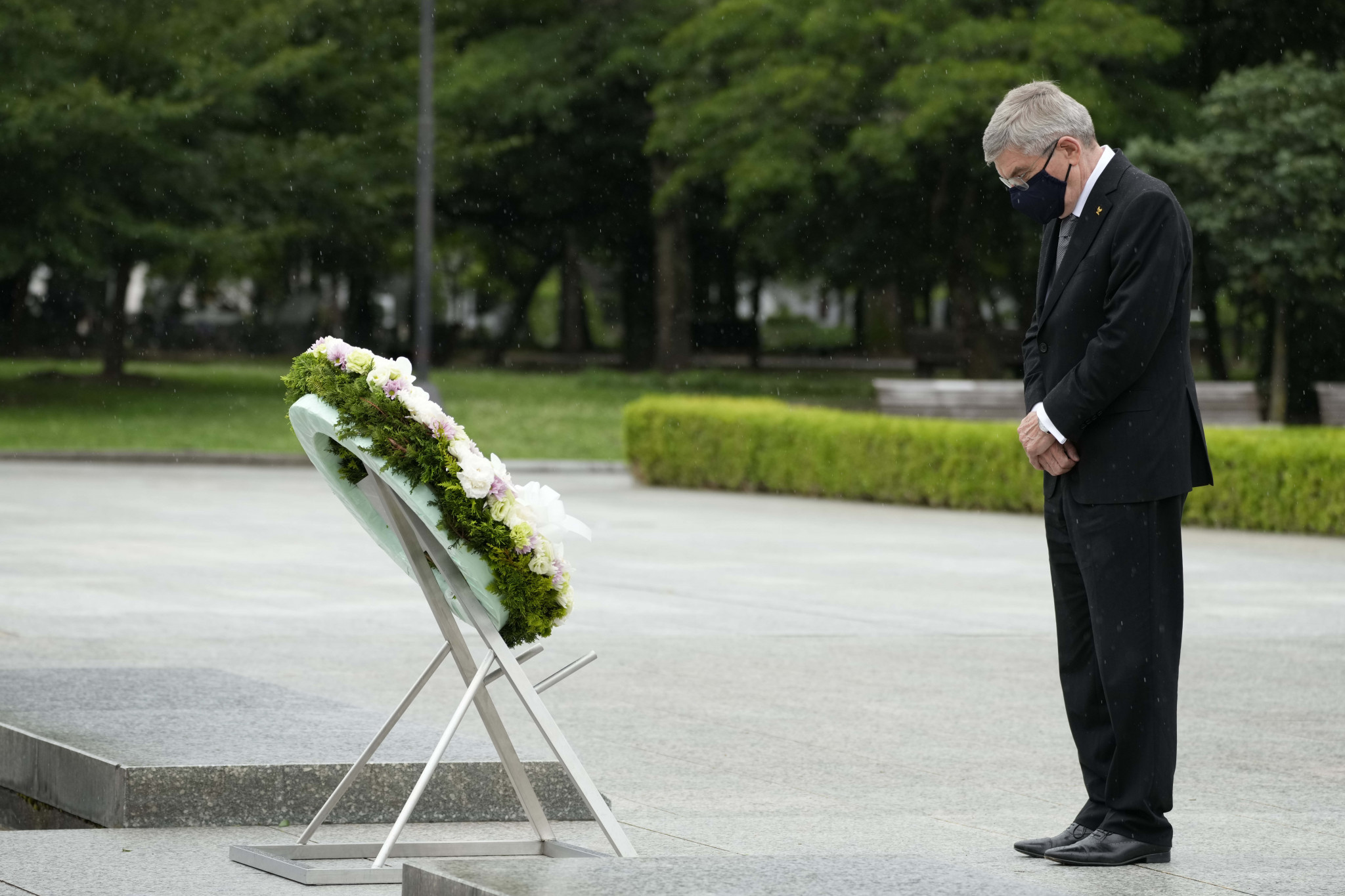 IOC President Thomas Bach paid a visit to Hiroshima but Tokyo 2020 will not commemorate the victims on the 76th anniversary of the atomic bomb ©Getty Images