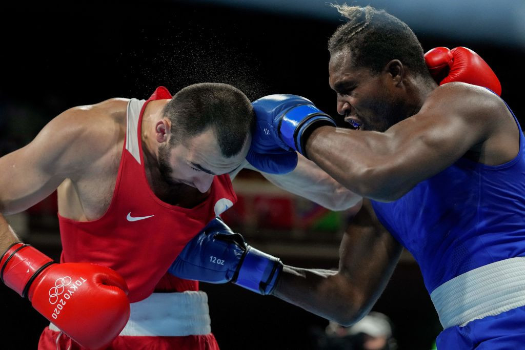 The Cuban outclassed world champion Muslim Gadzhimagomedov on his way to a unanimous points win ©Getty Images