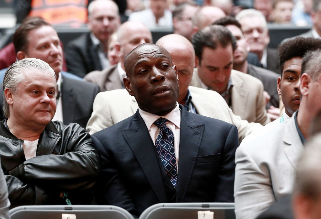 Former heavyweight champion of the world Frank Bruno announced plans for an unlikely return to boxing