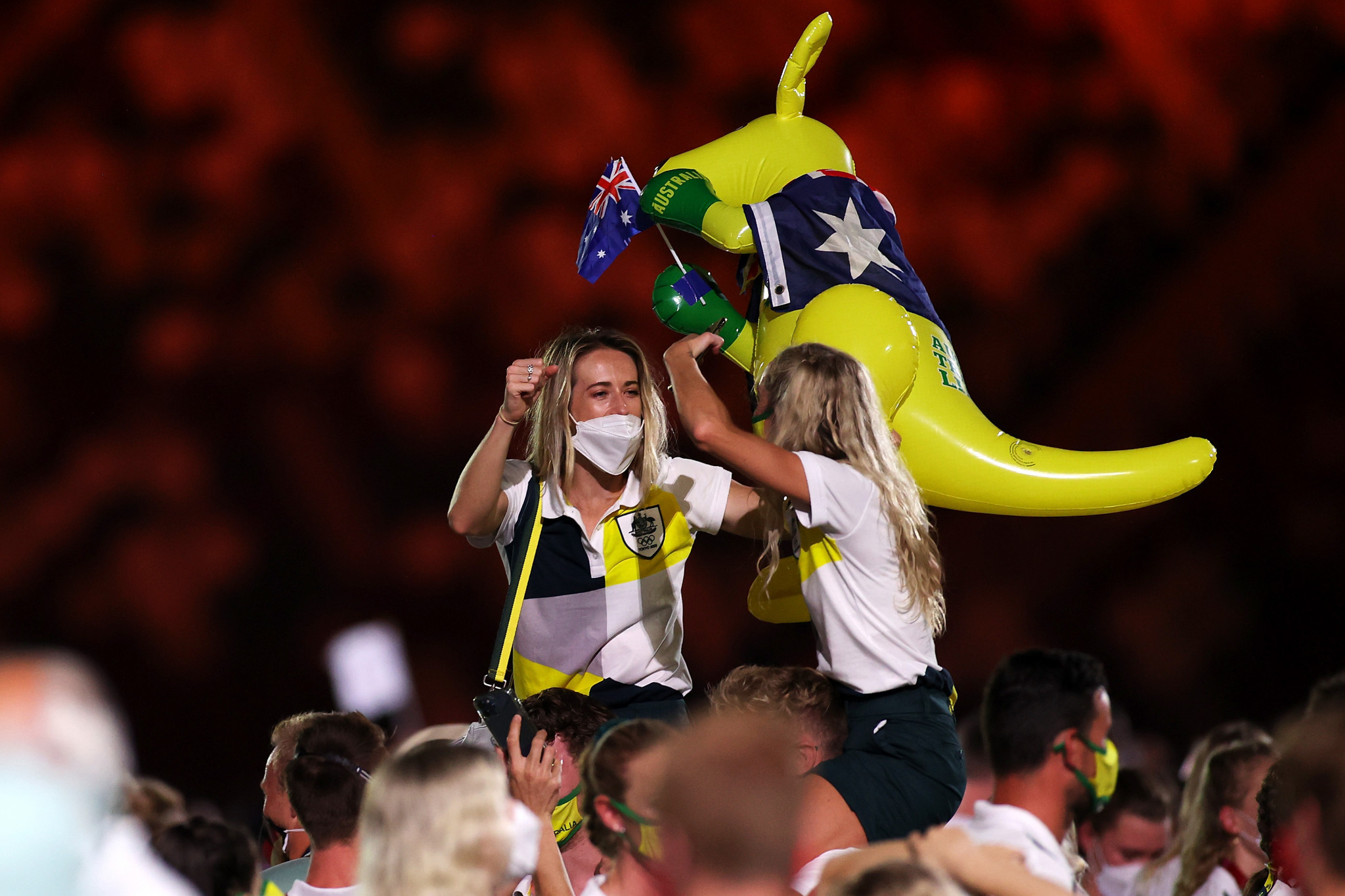 Members of the Australian team were in a jovial mood during the Closing Ceremony ©Getty Images