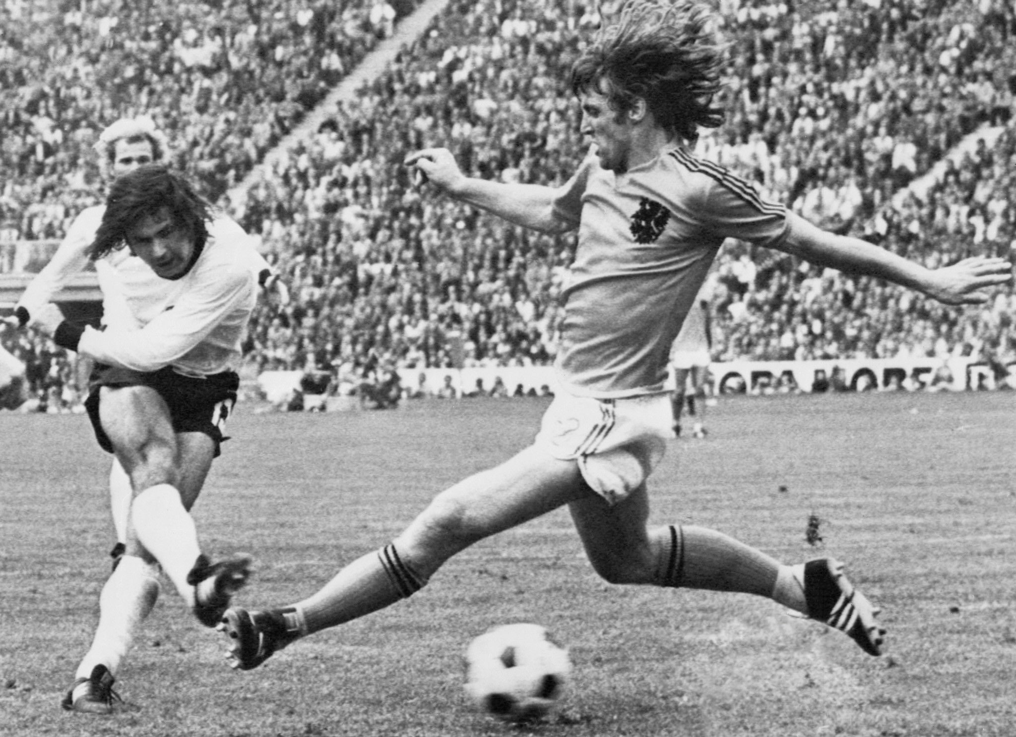 Gerd Müller, who scored the winning goal for West Germany when they beat The Netherlands 2-1 at the 1974 World Cup, has died at the age of 75 ©Getty Images