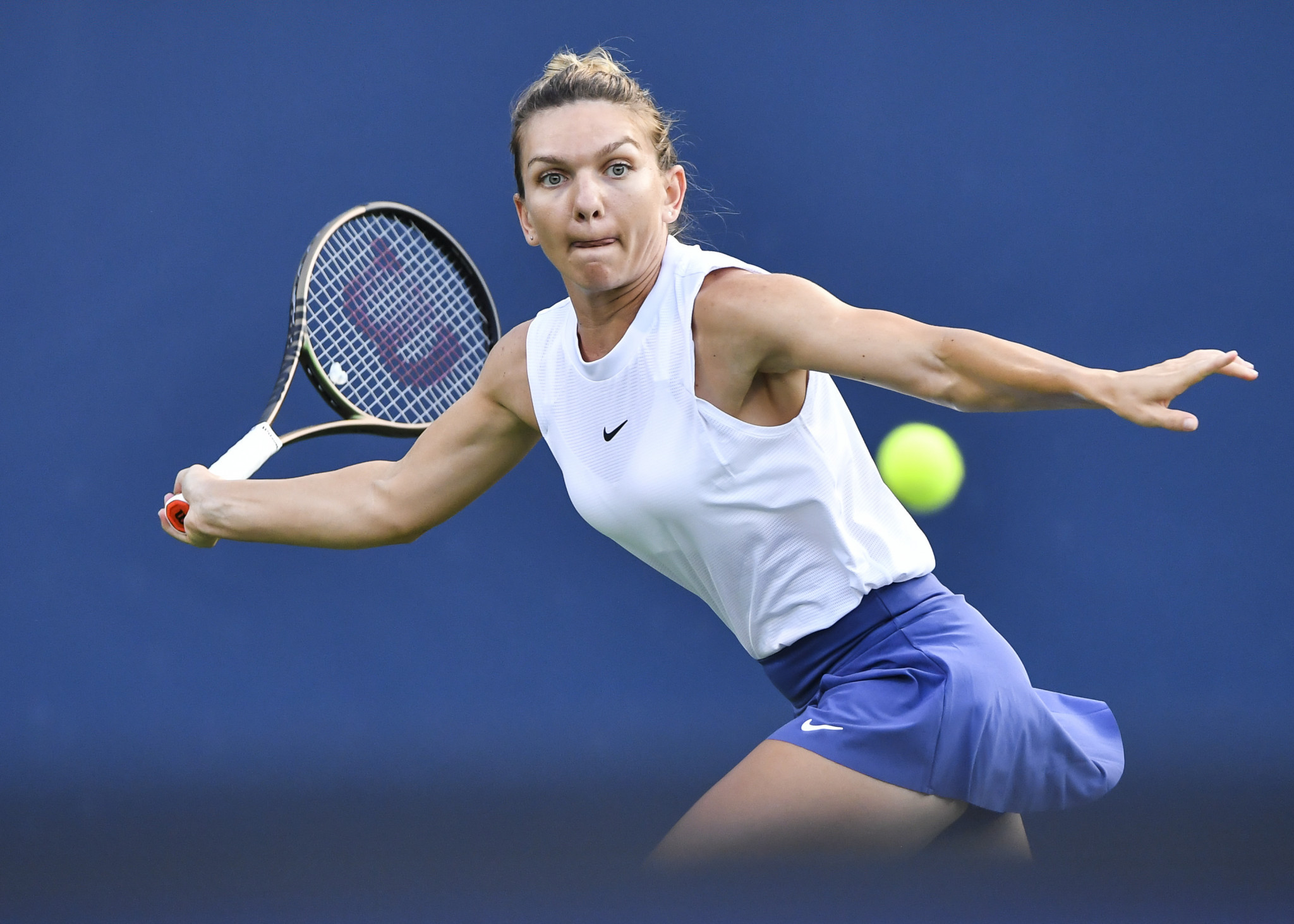 Halep hopes players will get vaccinated to end WTA Tour bubbles