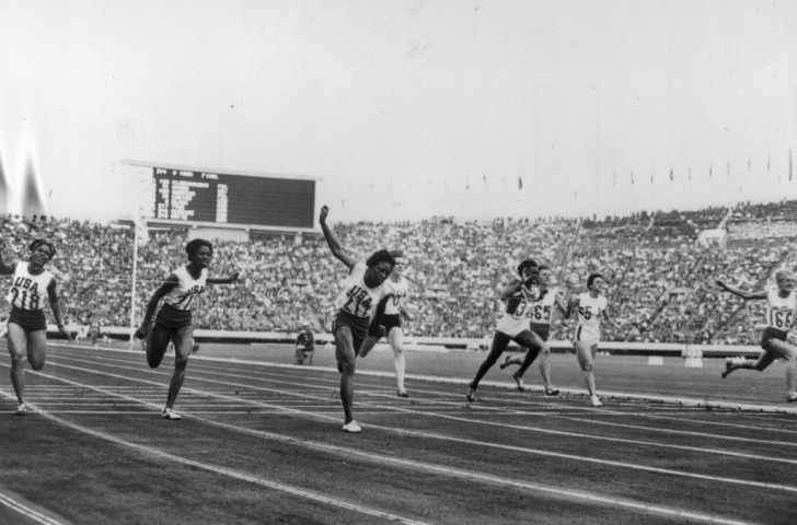 Wyomia Tyus of the United States wins the 100m gold at the 1964 Tokyo Olympics - watching these Games on TV turned Lyn Orbell on to a sport to which she would devote more than 40 years of service ©Getty Images