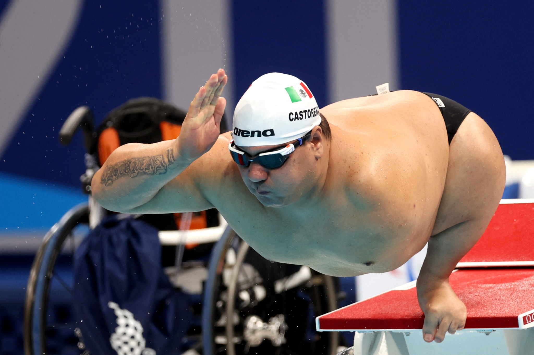 Mexico's Arnulfo Castorena proved too strong in the men's 50m breaststroke SB2 final ©Getty Images