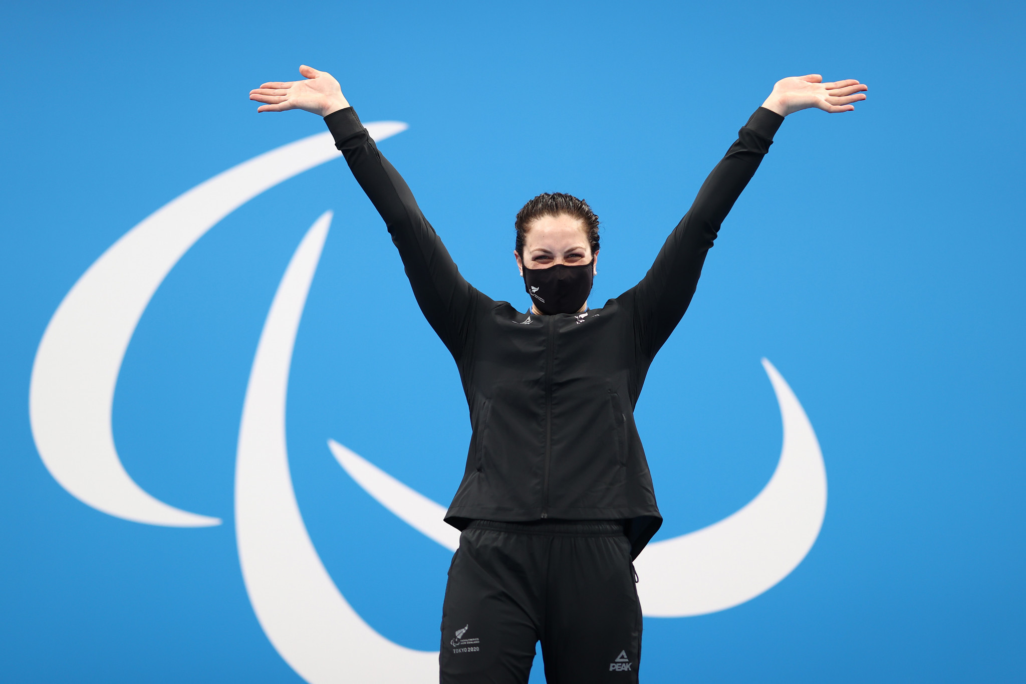 New Zealand swimmer Sophie Pascoe celebrates her win in the women's SM9 200m individual medley ©Getty Images