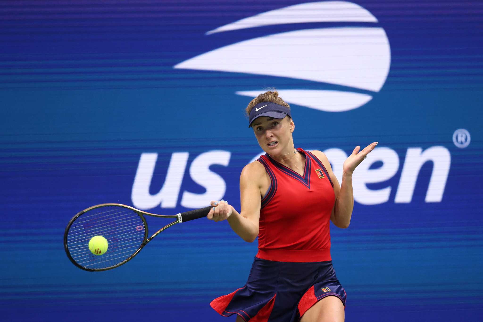 Elina Svitolina of Ukraine defeated Simona Halep in straight sets to reach the US Open semi-finals ©Getty Images