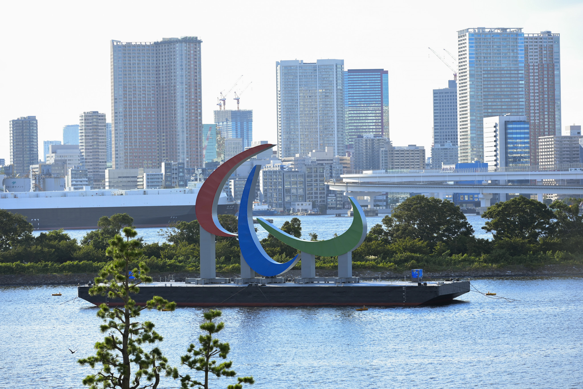 Agitos logo removed from Tokyo Bay following conclusion of Paralympic Games