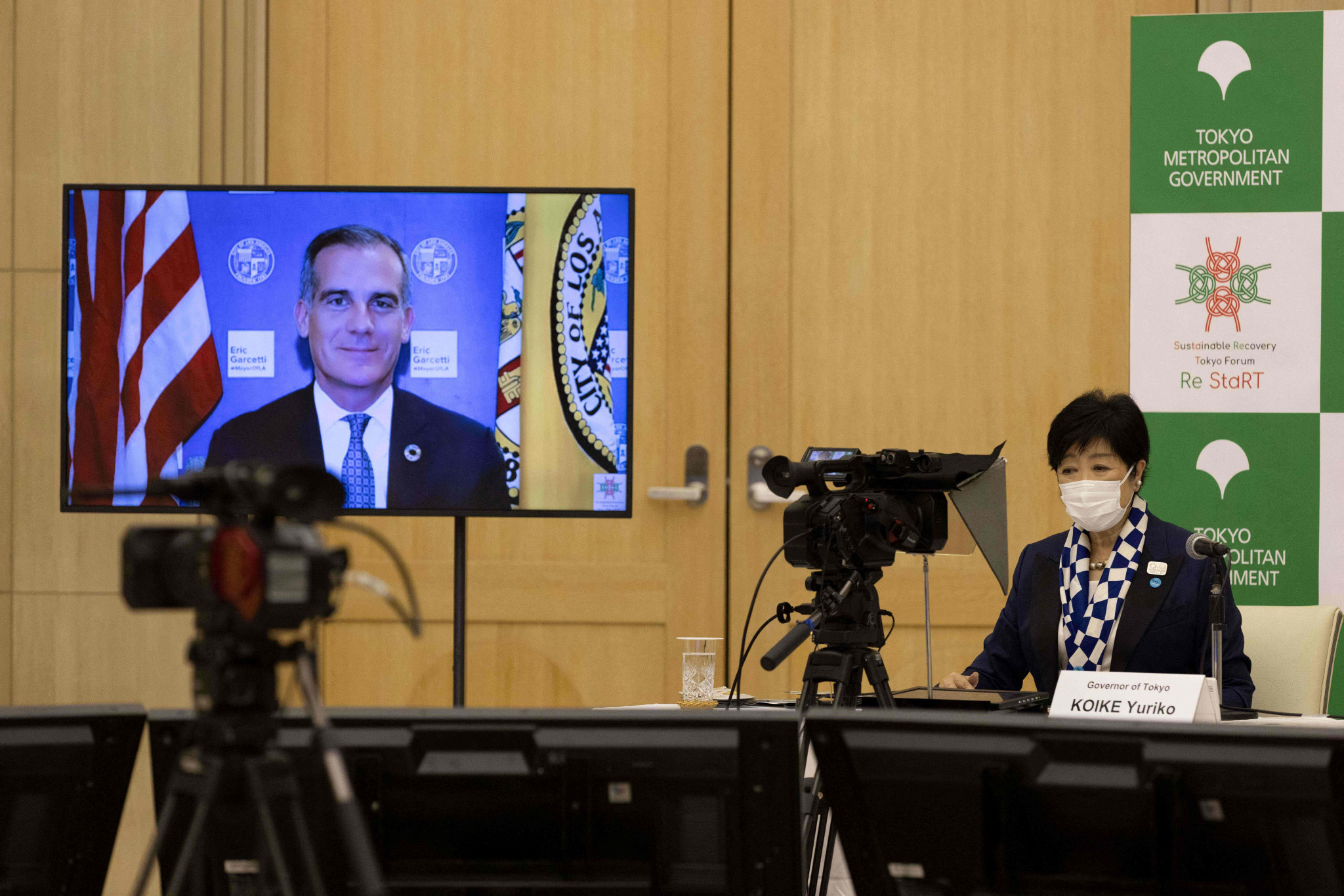 Los Angeles Mayor Eric Garcetti believes Olympic host cities can deliver bold actions ©Getty Images
