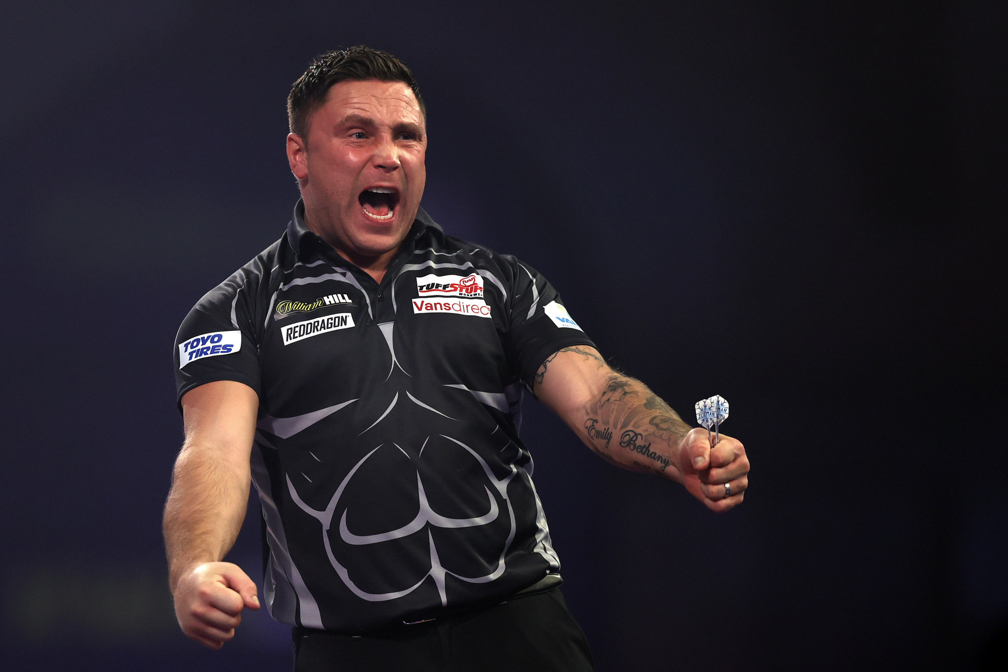 Price and Clayton look to defend Welsh title at PDC World Cup of Darts
