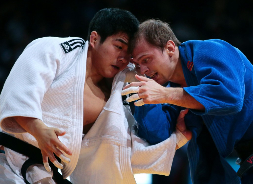 South Korea's AN Chang-Rim beat Russia's Denis Iartcev  in the under 73kg division ©Getty Images