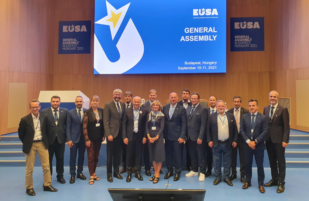 The EUSA Executive Committee was elected at the in-person General Assembly in Budapest ©EUSA