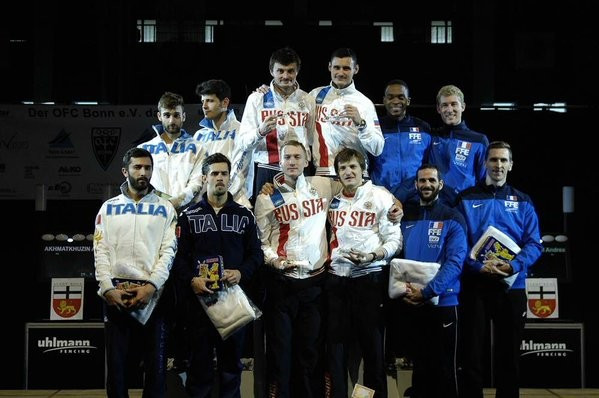 Russia win men's team foil gold at Fencing World Cup as countries book Rio 2016 spots