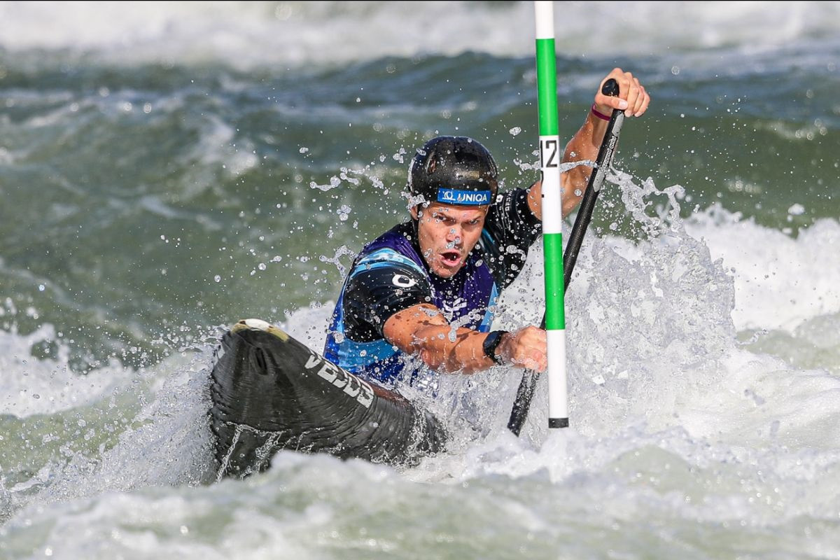 Vaclav Chaloupka was the only athlete to register a clean run in the men's C1 final ©ICF