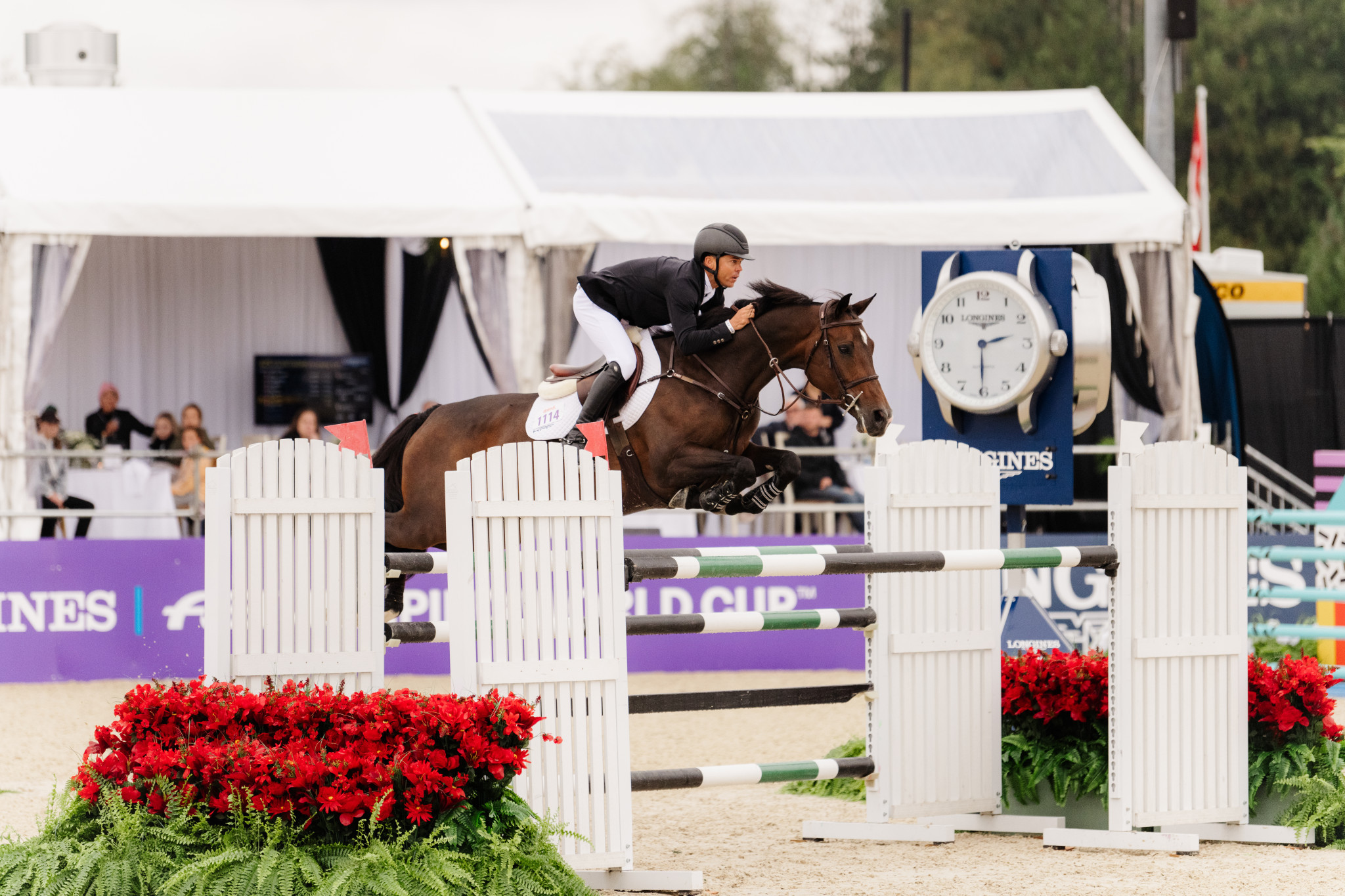 Kent Farrington finished in third after seeing the final hurdle fall in the jump-off, which cost him the victory having otherwise produced the fastest ride ©FEI