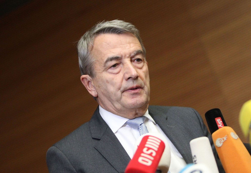 Wolfgang Niersbach, who resigned as DSB President in November, is also included in the lawsuit