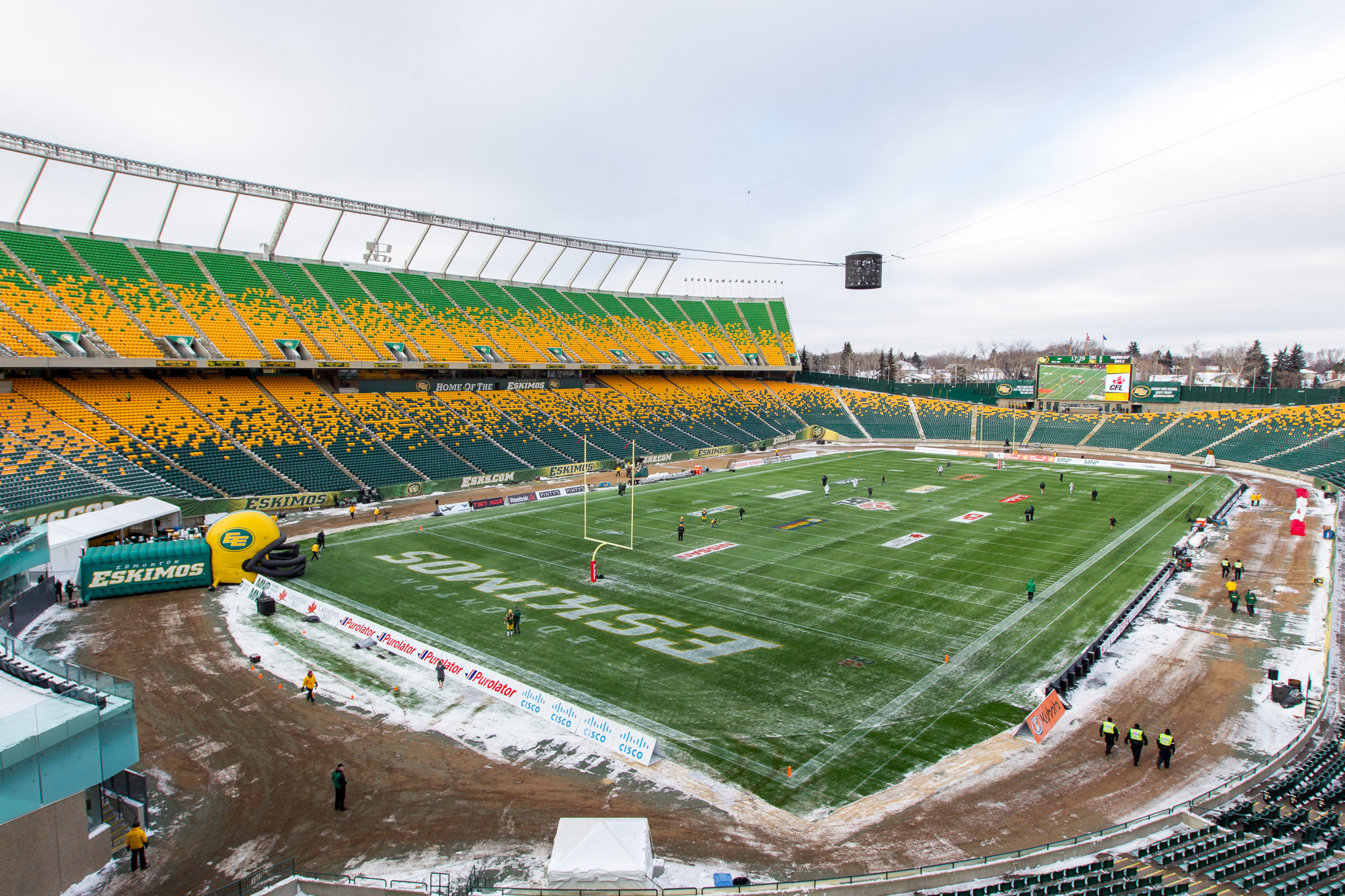 Edmonton's Commonwealth Stadium has been named the best Canadian sports venue ©Getty Images
