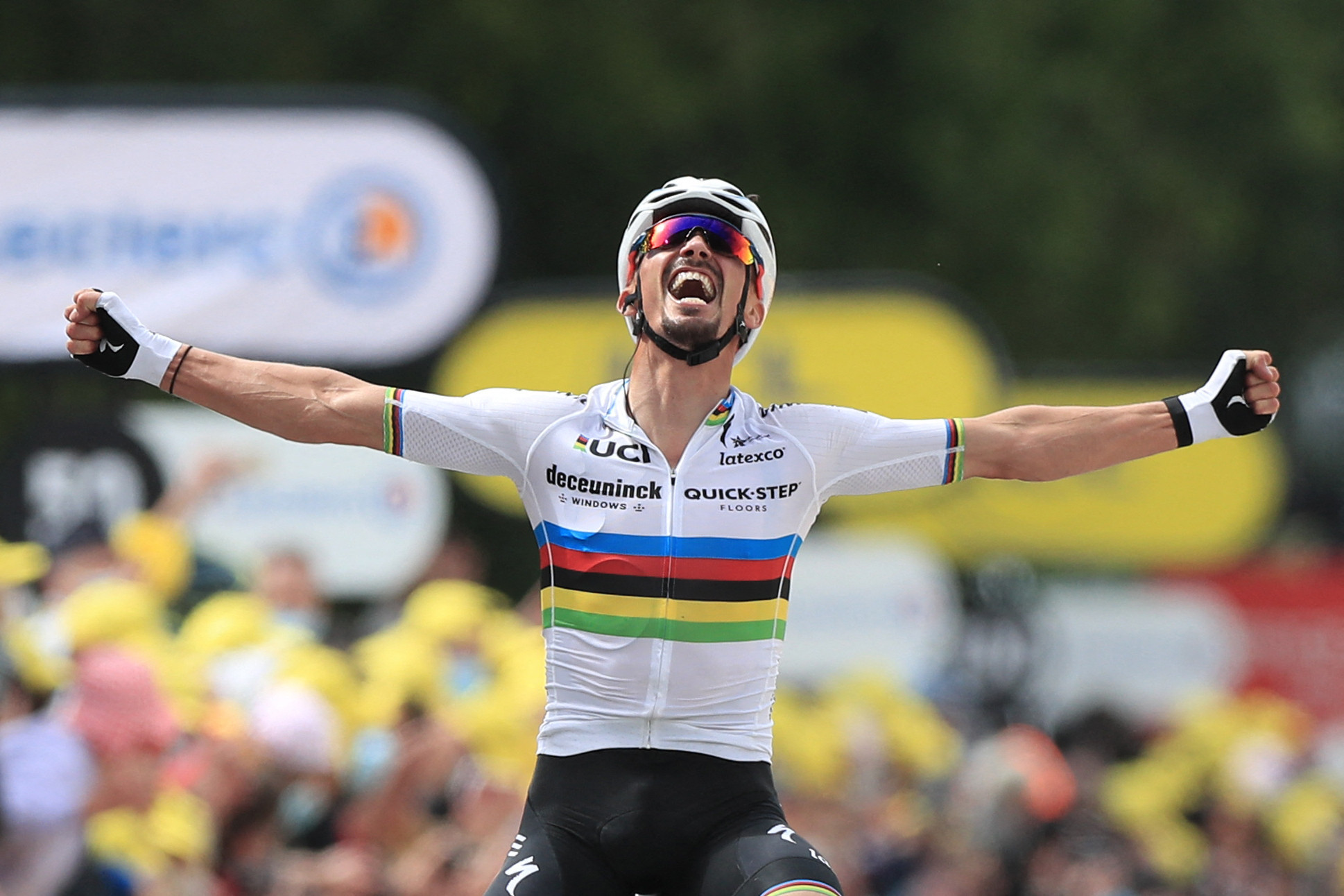 Julian Alaphillipe, who successfully defended his road race world title earlier this year, will be among the contenders in Il Lombardia ©Getty Images
