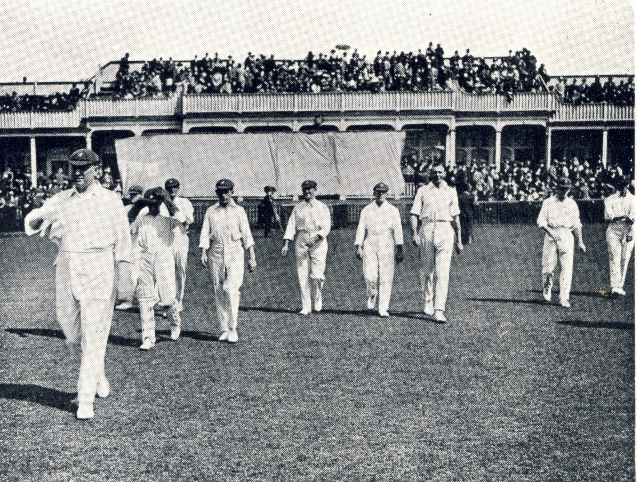 Australia were dominant in their home and away Ashes 100 years ago, winning 5-0 on home soil and 3-0 in England ©ITG