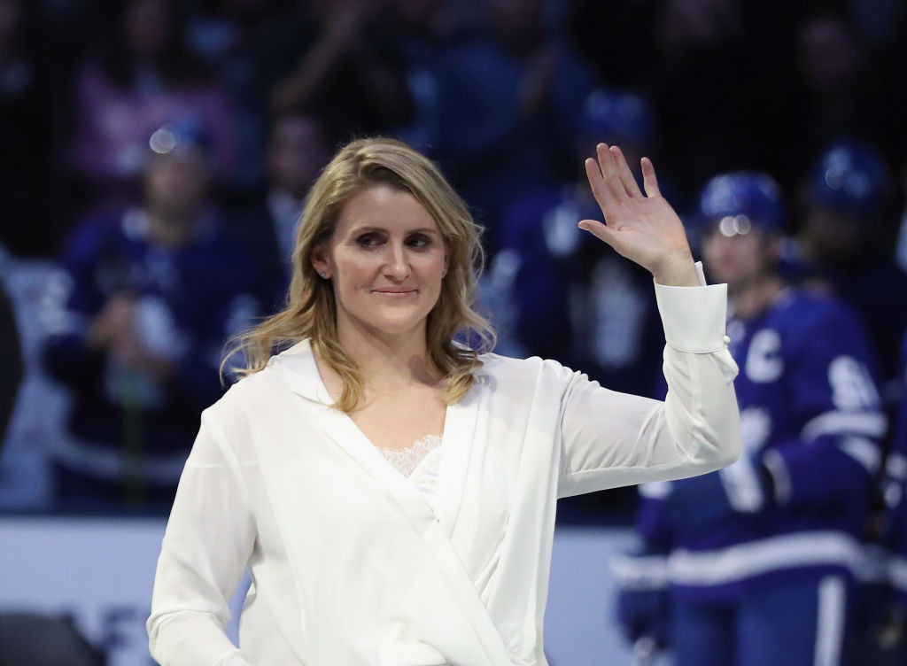 Canadian ice hockey star Hayley Wickenheiser is due to leave the IOC Athletes' Commission after Beijing 2022 ©Getty Images
