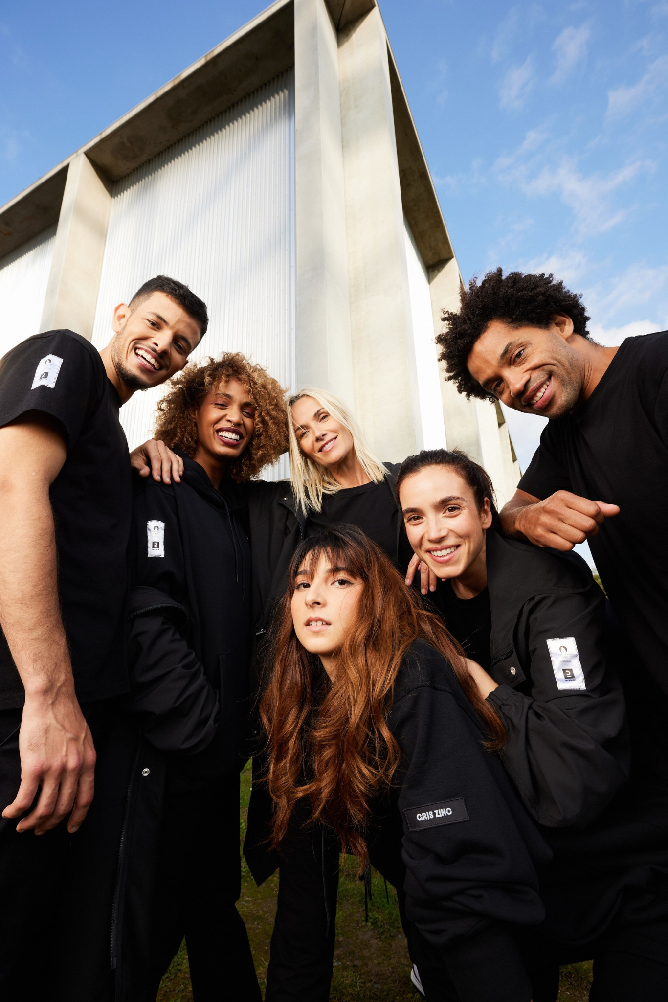 Tijana Kawashima Stojkovic, centre, has been signed up by Paris 2024 sponsor Decathlon to help launch its clothing range to mark 1,000 days until the start of the Olympic Games ©Decathlon