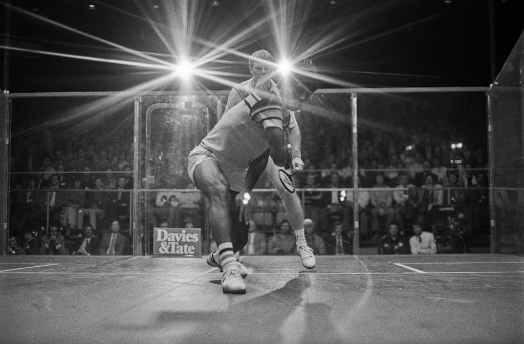 Star attraction - Pakistan's Jahangir Khan in 1985 during his unique winning run of 555 squash matches up to 1986 ©Getty Images