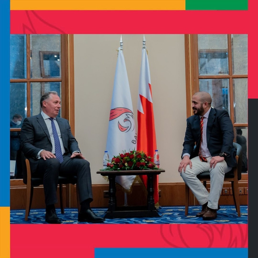 ROC President Stanislav Pozdnyakov and BOC President Sheikh Khalid bin Hamad Al-Khalifa signed an agreement extending until December 2025 ©Bahrain Olympic Committee