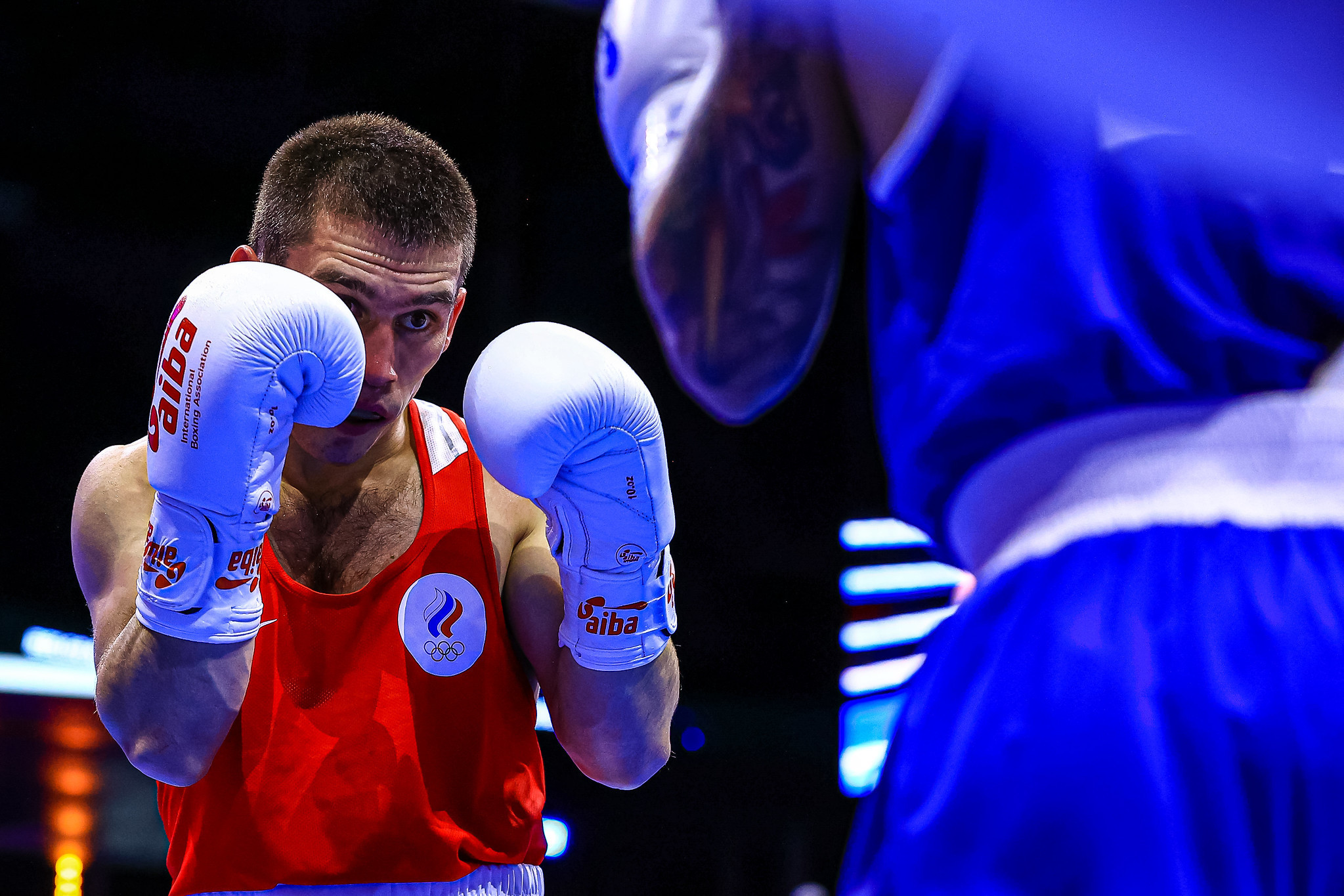 Russian Boxing Federation's Akhtem Zakirov fighting Spain's Martin Molina ©AIBA