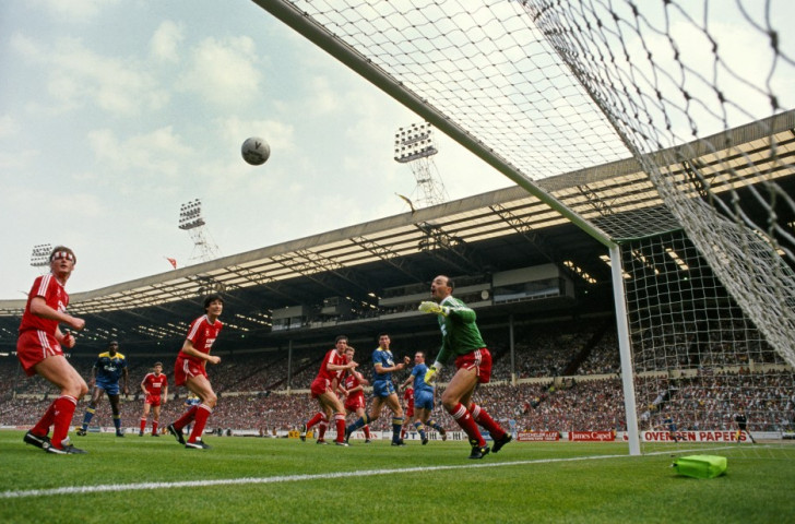 Lawrie Sanchez obligingly heads the goal which earned Wimbledon victory over Liverpool in the 1988 FA Cup final and earned me tidy winnings on a bet ©Getty Images