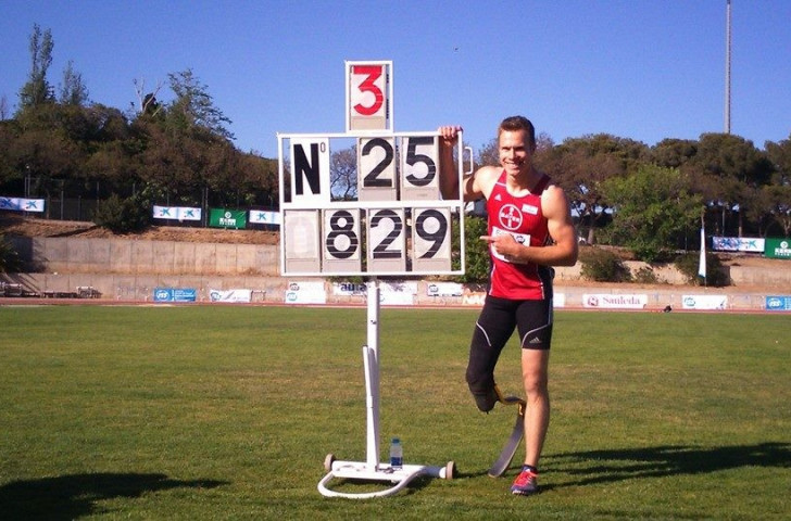 Rehm breaks own world record with superb long jump at Barcelona event