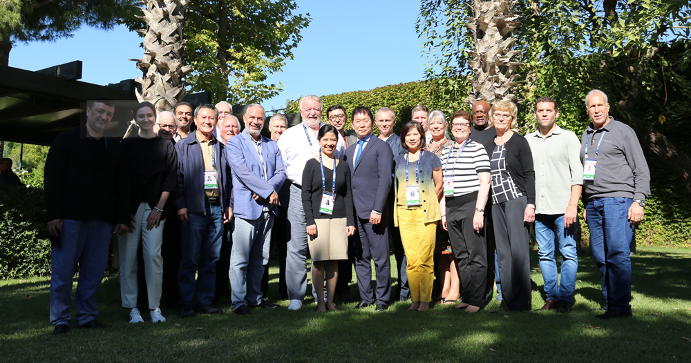 The FIG Executive Committee met today prior to the Congress ©FIG