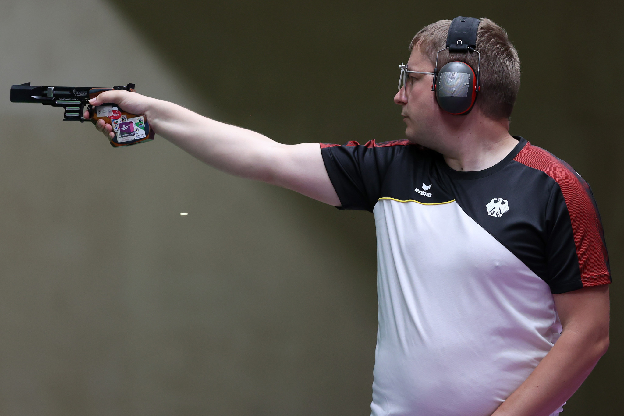 Christian Reitz proved too strong in the men’s 10m air pistol final ©Getty Images