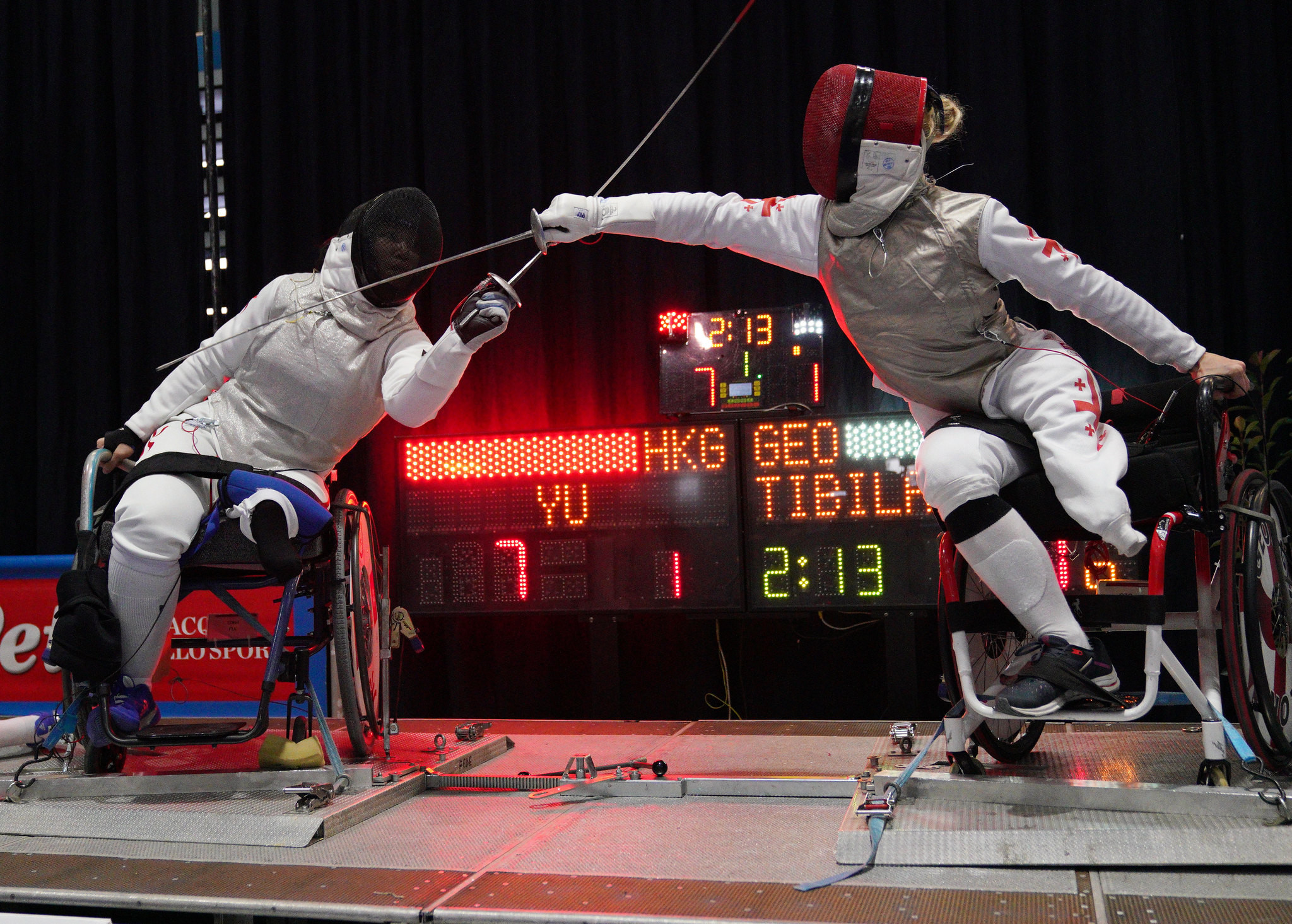 Yu Chui Yee, left, won a second gold medal of the World Cup ©IWAS