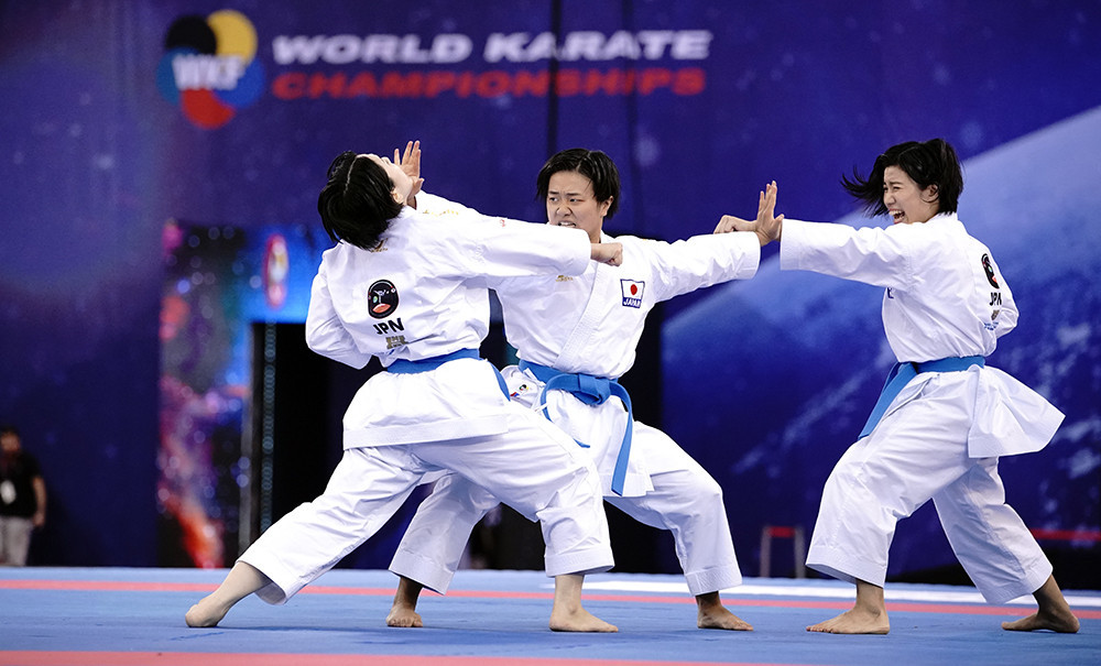 Saori Ishibashi, Sae Taira, Misaki Yabumoto were awarded 27.26 to win the women's title ©WKF