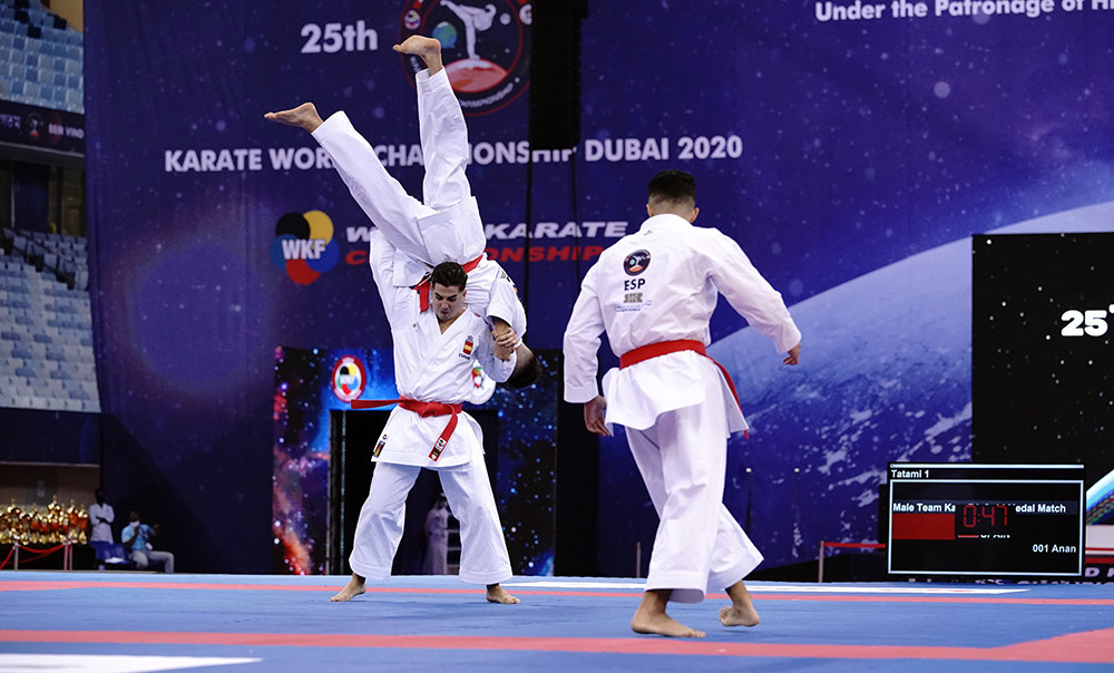 Spain had to settle for team kata silver medals in both the men's and women's events ©WKF