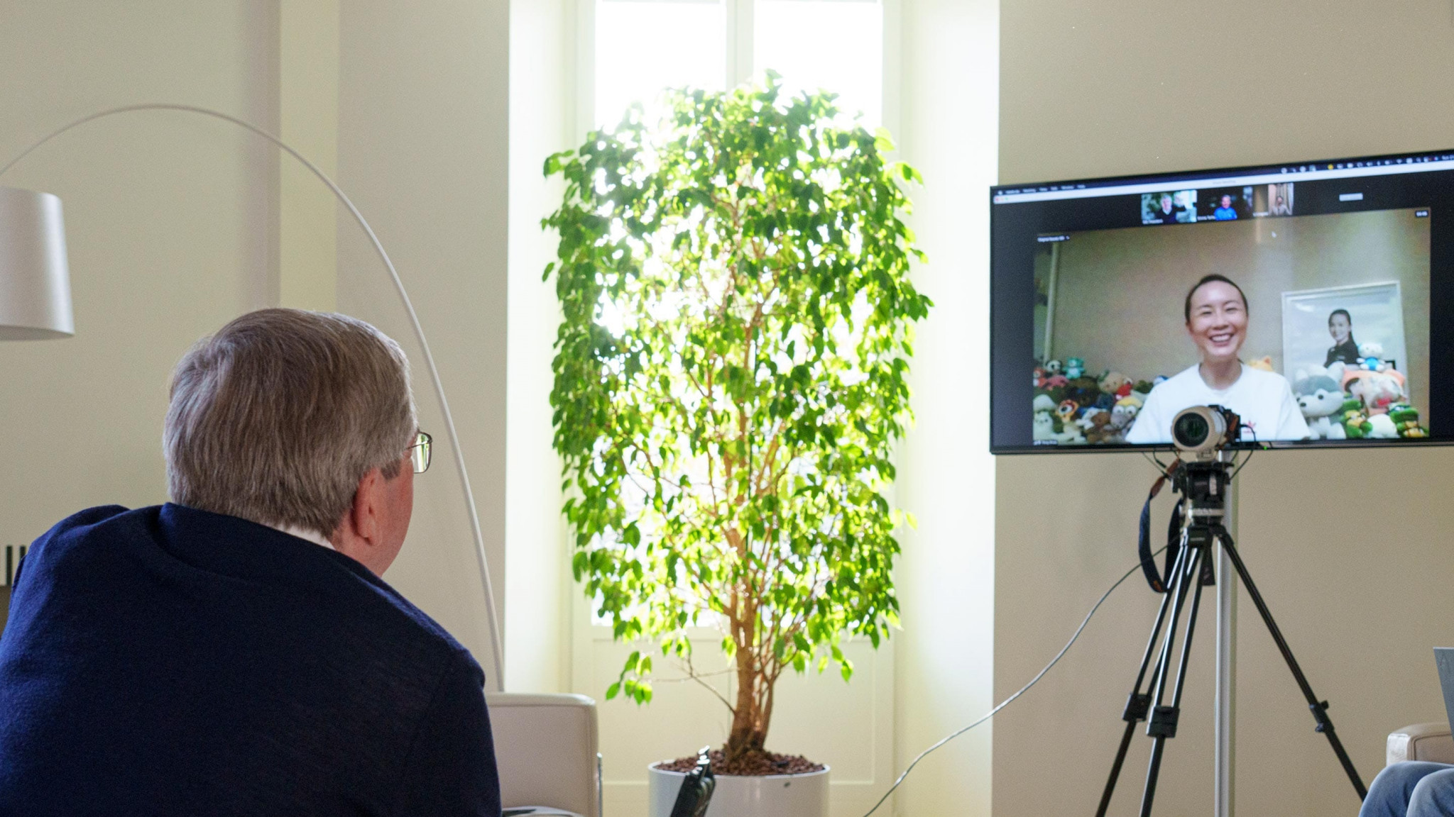 IOC President Thomas Bach held a 30-minute video call with Peng Shuai over the weekend ©IOC