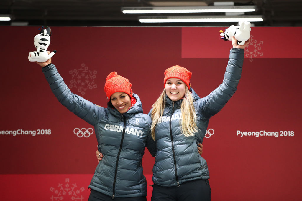 Germany's Lisa Buckwitz, right, Olympic women's bobsleigh gold medallist, won today's IBSF Women's Monobob World Series event in Altenberg ©Getty Images
