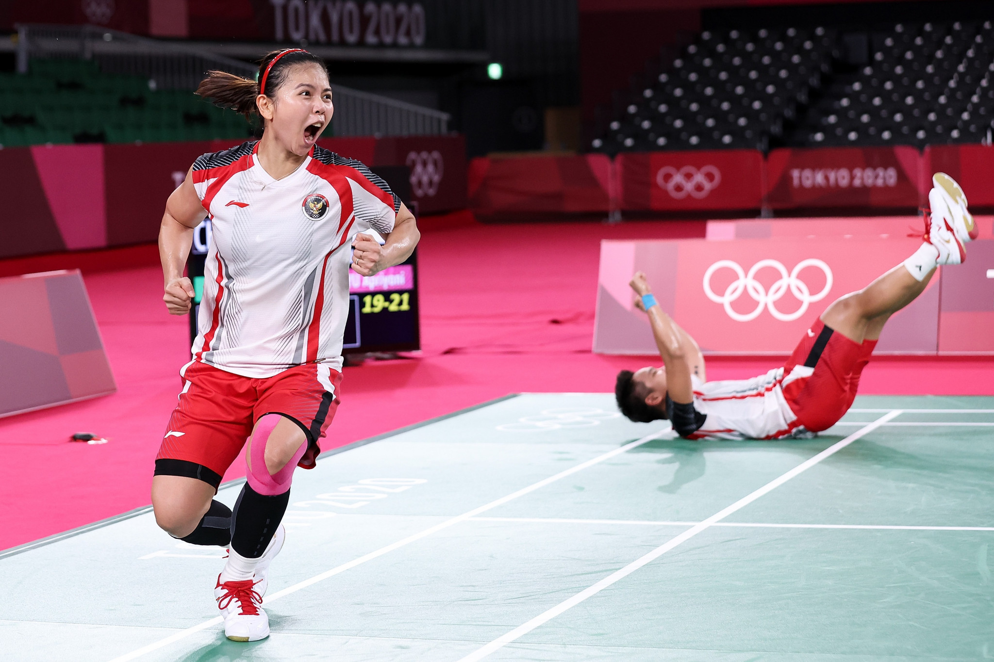 Greysia Polii, who captured Olympic mixed doubles gold alongside Apriyani Rahayu, is aiming to join the BWF Athletes' Commission ©Getty Images
