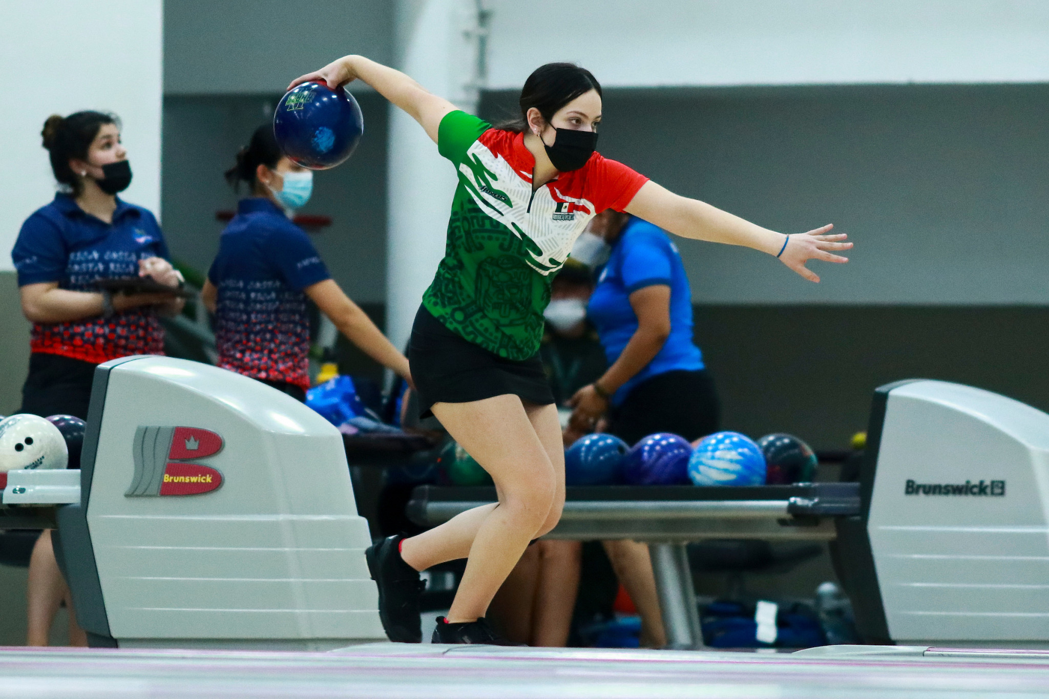  Bowling got underway at Cali 2021 with the men's and women's doubles competitions ©Agencia.Xpress Media