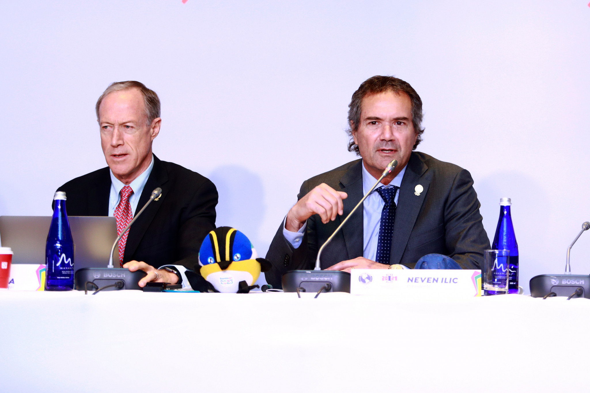 Ivar Sisniega, left, hopes Cali 2021 is the start of an athlete's journey to the Paris 2024 Olympics ©Agencia.Xpress Media