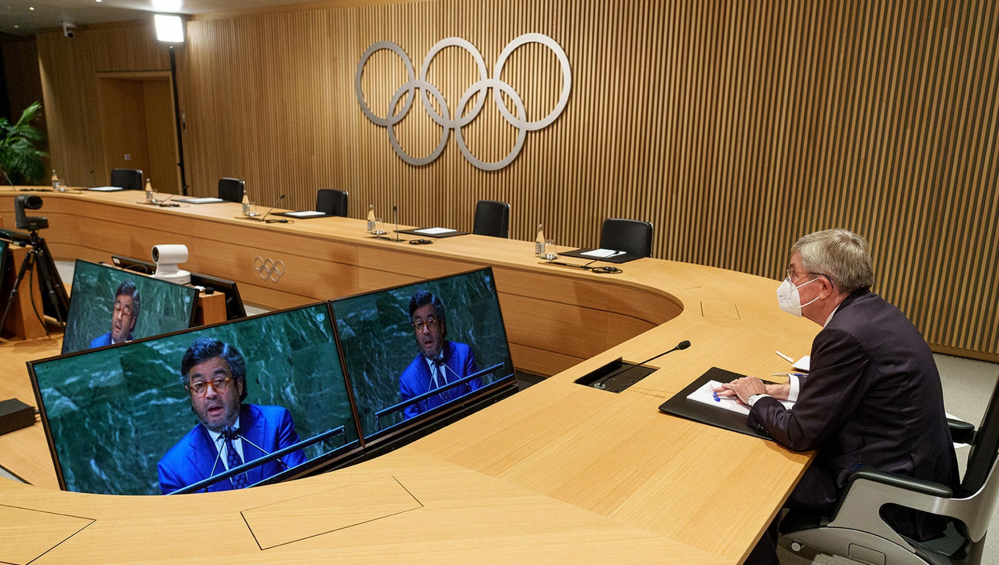 IOC President Thomas Bach presented to the United Nations ©IOC