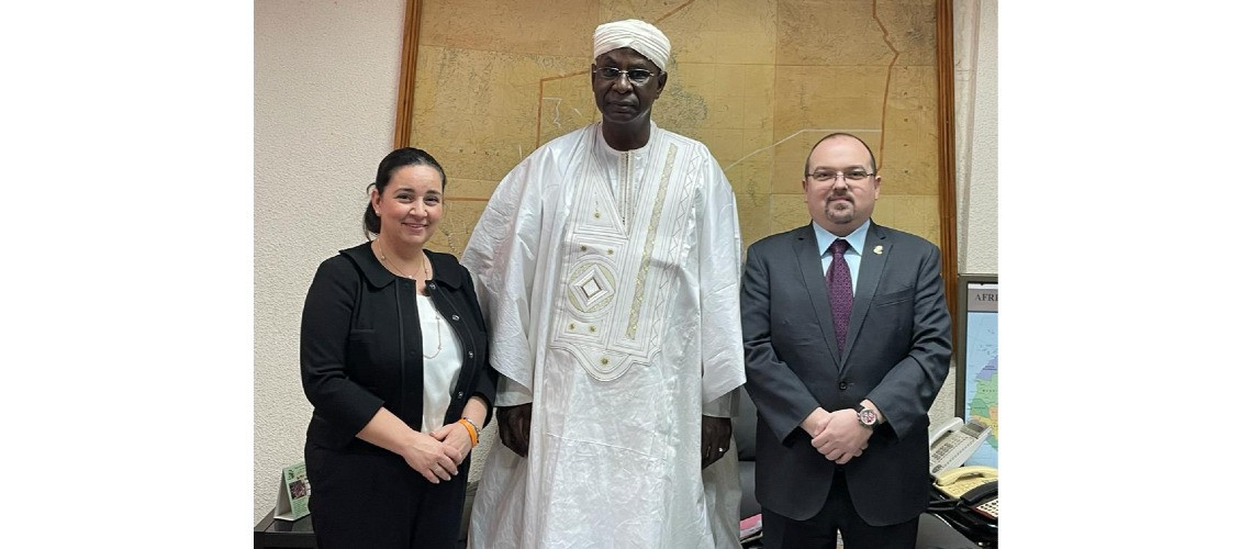 FITEQ general secretary Marius Vizer Jr, right, visited Niger for the ANOCA seminar and meetings with key officials ©FITEQ