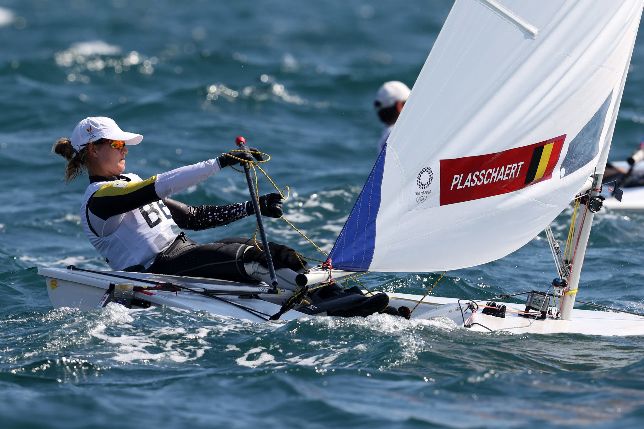 Pletikos and Plasschaert fight back to win titles at ILCA 6 World Championships