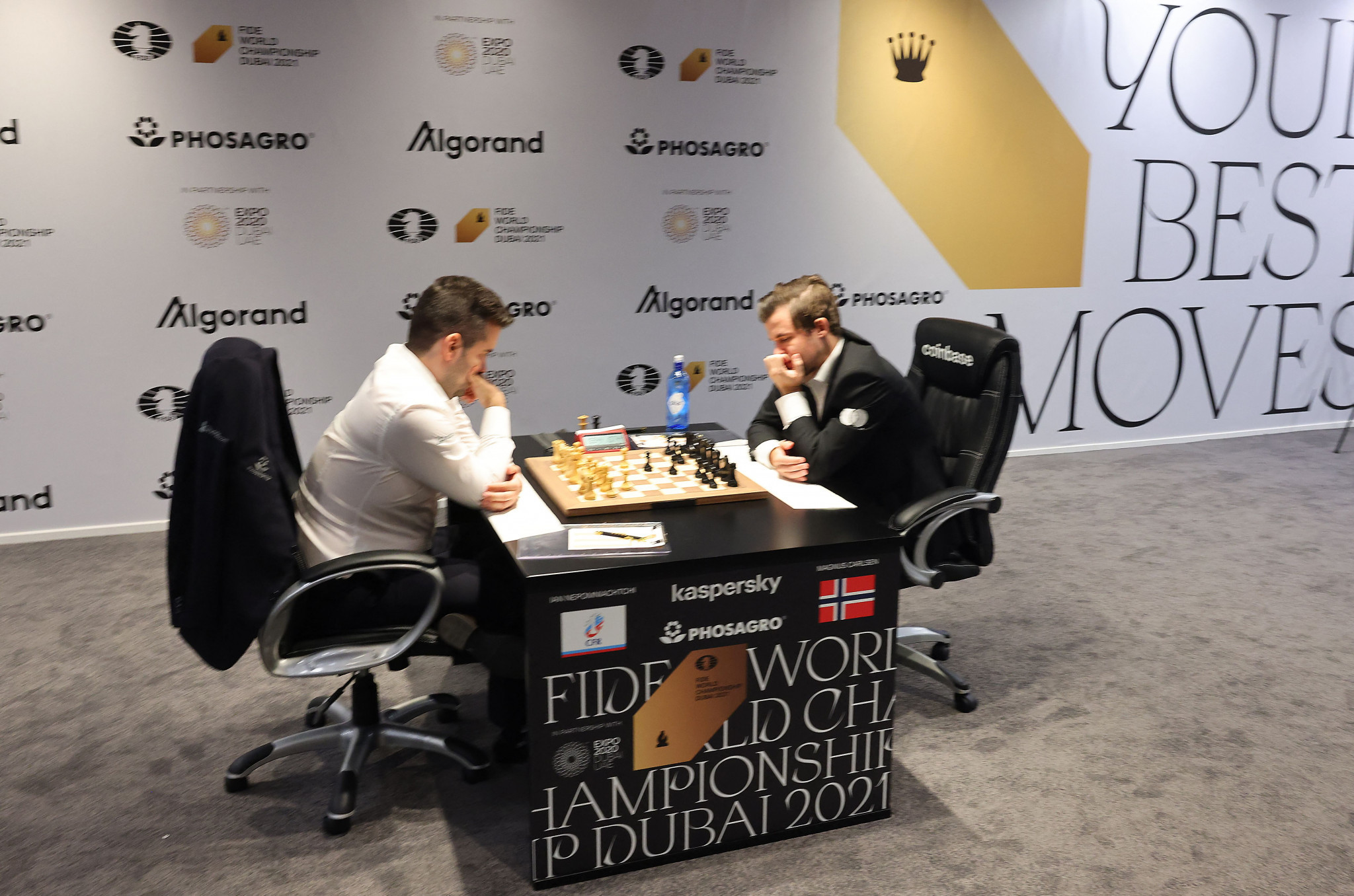 Carlsen closes on World Chess Championship title defence after game-nine success